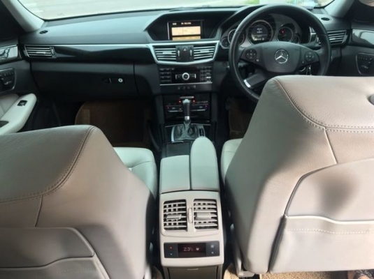 2010 BENZ E250 W212 1.8 CGI AT รถสวยออกศูนย์ เบาะหนังแท้ พวงมาลัยมัลติ รถสวยสุดๆ สภาพดี สีเดิมสวยๆ ช่วงล่างแน่น ภายในสะอาด รถไม่เคยชนหนักหรือจมน้ำ รับปรึกษาการจัดไฟแนนซ์ทุกเคส สนใจดูรถหรือทดลองขับ 092 656 6570 อาท ID Line art_pai #The_Great_Auto #อาท0926 2010 BENZ E250 W212 1.8 CGI AT รถสวยออกศูนย์ เบาะหนังแท้ พวงมาลัยมัลติ รถสวยสุดๆ สภาพดี สีเดิมสวยๆ ช่วงล่างแน่น ภายในสะอาด รถไม่เคยชนหนักหรือจมน้ำ รับปรึกษาการจัดไฟแนนซ์ทุกเคส สนใจดูรถหรือทดลองขับ 092 656 6570 อาท ID Line art_pai #The_Great_Auto #อาท0926