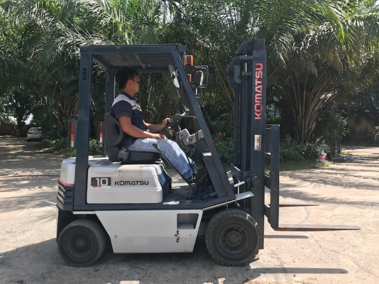 ขายFORKLIFT KOMATSU FG10-15(1.ตัน) สวยเดิมจากญี่ปุ่น ยังไม่เคยใช้ในไทย 99,000เท่านั้น!!