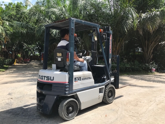 ขายFORKLIFT KOMATSU FG10-15(1.ตัน) สวยเดิมจากญี่ปุ่น ยังไม่เคยใช้ในไทย 99,000เท่านั้น!!