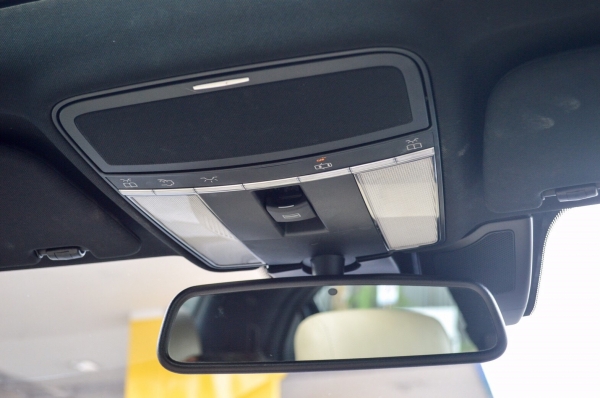 2008 BENZ S-CLASS S300 W221 NIGHT VISION SUNROOF AIR DIGITAL รถออกศูนย์ BENZ THAILAND เกียร์ไฟฟ้า พวงมาลัยไฟฟ้า ประตูดูด สวยเนี๊ยบ ไร้ที่ติ น่าใช้สุดๆ รับปรึกษาการจัดไฟแนนซ์ทุกเคส สนใจดูรถหรือทดลองขับ 092 656 6570 อาท ID Line art_pai #The_Great_Auto #อาท0