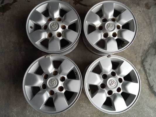 ล้อพีรันเนอร์.15&times;7 ไม่ซ่อมแตกคตดุ้ง ขอบไม่บิ่น มีลอยตามการใช้งาน ชุด4วง2900บ.โทร.0879050181.ส่งได้ทั่วไทย