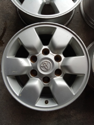 ล้อพีรันเนอร์.15&times;7 ไม่ซ่อมแตกคตดุ้ง ขอบไม่บิ่น มีลอยตามการใช้งาน ชุด4วง2900บ.โทร.0879050181.ส่งได้ทั่วไทย