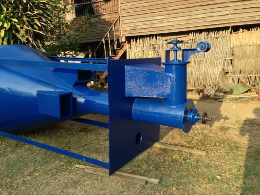 ขาย ถังไซโลผสมอาหาร ขนาด2ตัน มือสอง