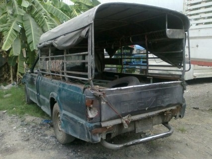 รถกระบะ MAZDA B2500 ตอนเดียว มือเดียว ห้องเครื่องเดิมสุดๆ สีเขียวเดิมสุดๆ คลัซซี่สวยมาก