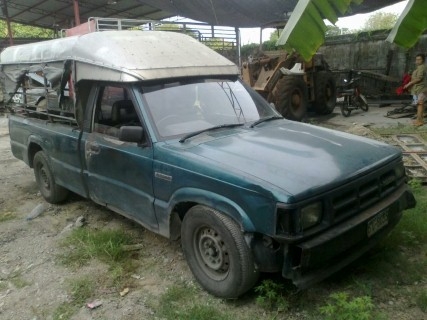 รถกระบะ MAZDA B2500 ตอนเดียว มือเดียว ห้องเครื่องเดิมสุดๆ สีเขียวเดิมสุดๆ คลัซซี่สวยมาก เครื่อง ISUZU ฝาดำ ภาษีไม่ขาด ขับได้ ขายตามสภาพ 65,000