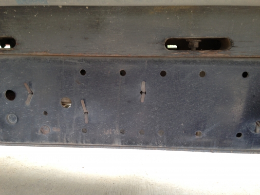 ขายรถ 6 ล้อกลาง ISUZU NPR 115 แรง ขายรถ 6 ล้อกลาง ISUZU NPR 115 แรง