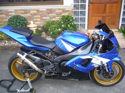 ขาย YAMAHA R1 ทะเบียนพร้อมโอน 185000