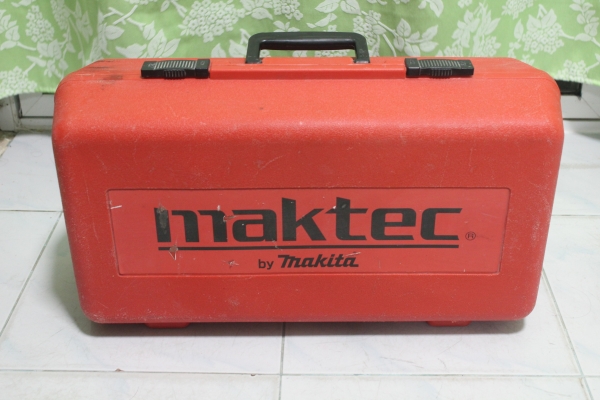 กบไสไม้ไฟฟ้ายี่ห้อ maktec mt110 สภาพดีเกิน 90 เปอร์เซนต์ครับ กบไสไม้ไฟฟ้ายี่ห้อ maktec mt110 สภาพดีเกิน 90 เปอร์เซนต์ครับ