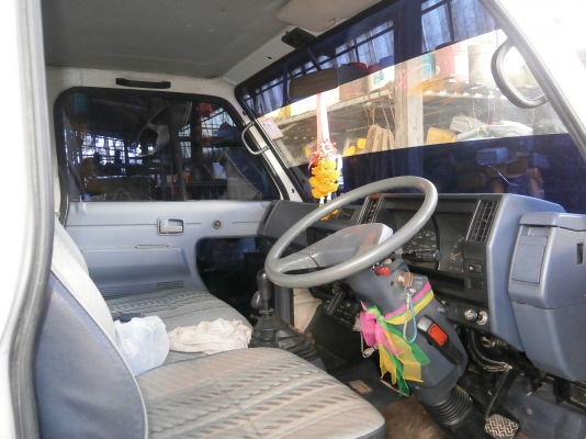 รถหกล้อ