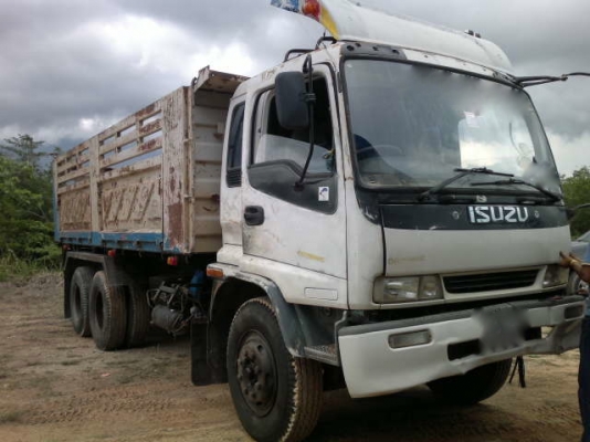 รถอิซูซุ 10 ล้อดั๊ม เปลื่ยนเครื่อง 230 แรงม้า ปี 40  สนใจติดต่อ 081 - 6079515