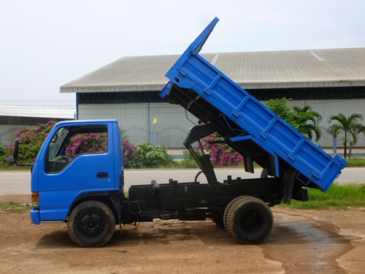 แสงฟ้าเต้นรถ///ขายรถ6ล้อ ดั้ม อีซุซุ TL -85แรง หัวนอก ยาว 3.20 เมตร แสงฟ้าเต้นรถ///ขายรถ6ล้อ ดั้ม อีซุซุ TL -85แรง หัวนอก ยาว 3.20 เมตร