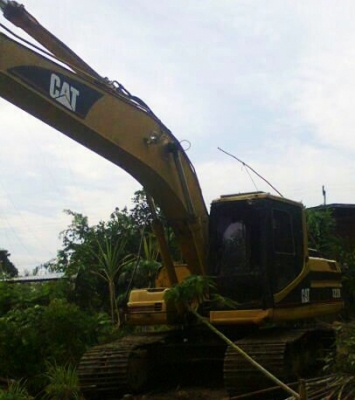 ต้องการขายรถแมคโครcat 320Bเอกสารอินวอยส์ เจ้าของขายเอง