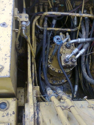 ต้องการขายรถแมคโครcat 320Bเอกสารอินวอยส์ เจ้าของขายเอง