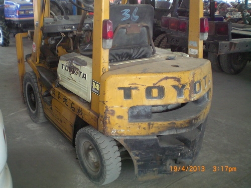 รถยก TOTOTA 3 FD14 V  ดีเซล