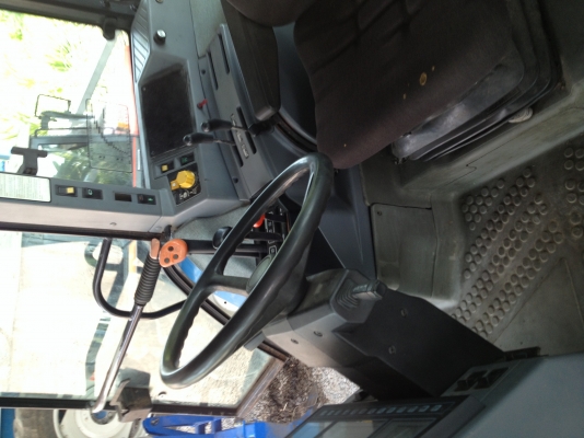 ขายรถไถ่ฟอร์ด7740เก่านอกไม่เคยใช้งานในไทยขายด่วน2วัน