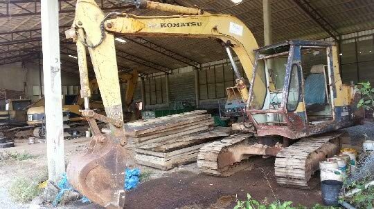 ขายแบคโฮ KOMATSU PC 60-1 รถเดิมๆพร้อมใช้ สนใจโทร 0819701072 ขายแบคโฮ KOMATSU PC 60-1 รถเดิมๆพร้อมใช้ สนใจโทร 0819701072