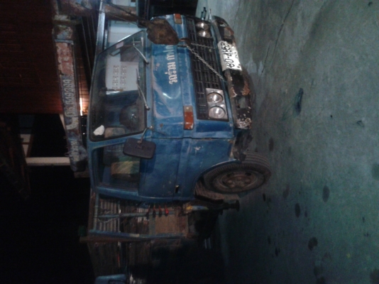 ขาย 6 ล้อกลางติดเครน