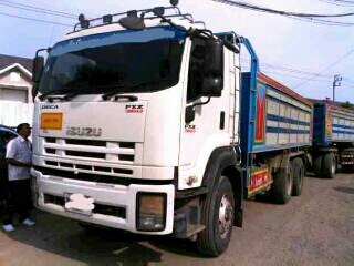 ขายรถ 10 ล้อดั๊ม Isuzu Deca 360 ปี 52 มีขาย 4 คัน ชุดดั๊มสามมิตร ขายรถ 10 ล้อดั๊ม Isuzu Deca 360 ปี 52 มีขาย 4 คัน ชุดดั๊มสามมิตร