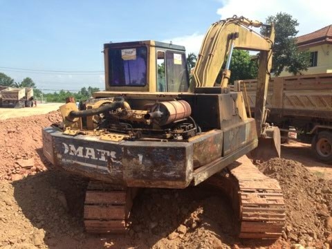 ขายแบคโฮ KOMATSU PC 120-3 รถพร้อมใช้งาน สนใจโทร 0819701072