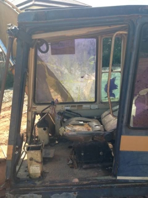 ขายแบคโฮ KOMATSU PC 120-3 รถพร้อมใช้งาน สนใจโทร 0819701072