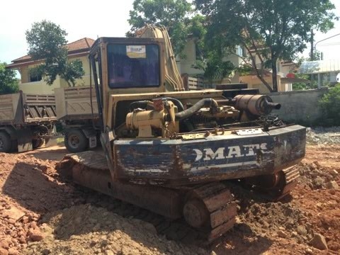 ขายแบคโฮ KOMATSU PC 120-3 รถพร้อมใช้งาน สนใจโทร 0819701072 ขายแบคโฮ KOMATSU PC 120-3 รถพร้อมใช้งาน สนใจโทร 0819701072