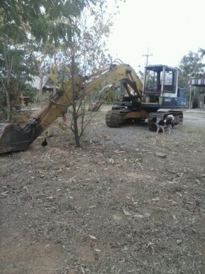 ขายKOMATSU PC120-3 สภาพสวยพร้อมใช้ ติดต่อที่คุณอ๊อฟ พิจิตร 086-737-9991