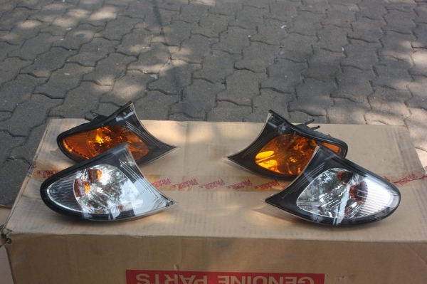 ขายไฟมุม E 46 คู่ละ 3000