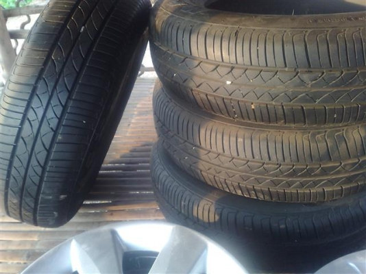 ยางขอบ 14 Maxxis 165 70 14 ถอดนิสสันมาร์ืทป้ายแดงใหม่ๆเอี่ยม