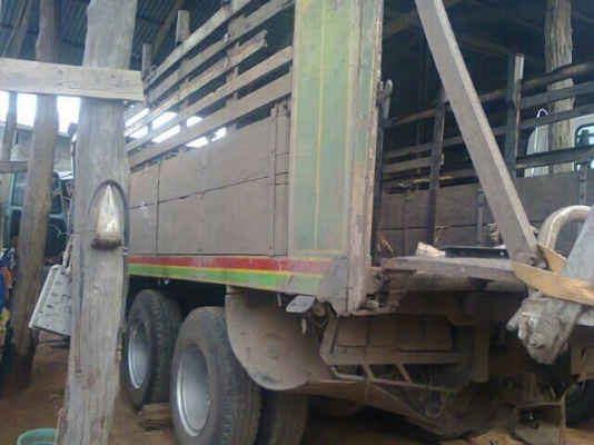 ***ขายแล้วครับขอบคุณ Truck2hand ขาย10ล้อRocky 2เพลาไม่ดั๊ม ISUZU FXZ240 นางฟ้าแท้ ปี40 FXZ23NFPF-R เครื่องเดิม6SD1 240แรง แห้งดีไม่เยิ้มไม่ซึม เกียร์เดิมช่วงล่างแน่น คัสซีใหญ่ๆสวย ไม่ผุไม่บวม กระบะไม้ไม่ดั๊ม สภาพดี เบรคทริฟฟี่ แอร์ พ.พาวเวอร์ หัวบางภานในด