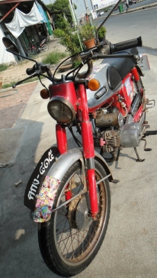 Yamaha YG1 สภาพดี มีเล่มทะเบียนโอน 80 cc รถโบราณ Yamaha YG1 สภาพดี มีเล่มทะเบียนโอน 80 cc รถโบราณ