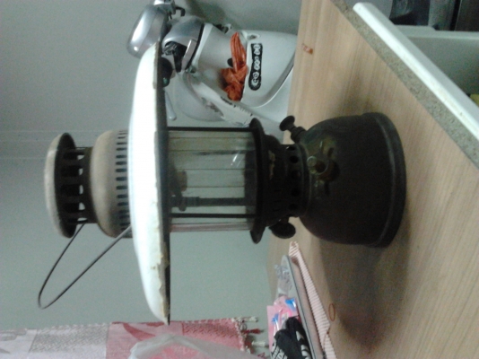 ขายตะเกียงโบรานทองเหลืองราคา2300โท0863314540