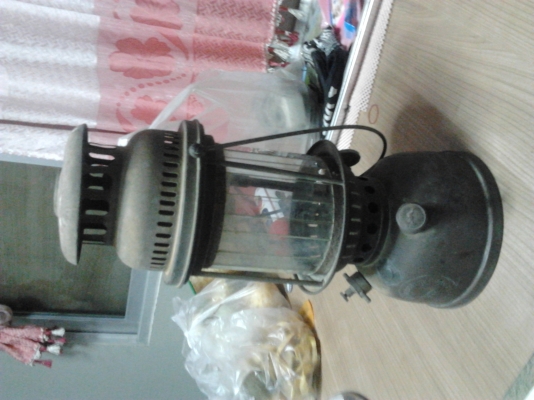 ขายตะเกียงโบรานทองเหลืองราคา2300โท0863314540