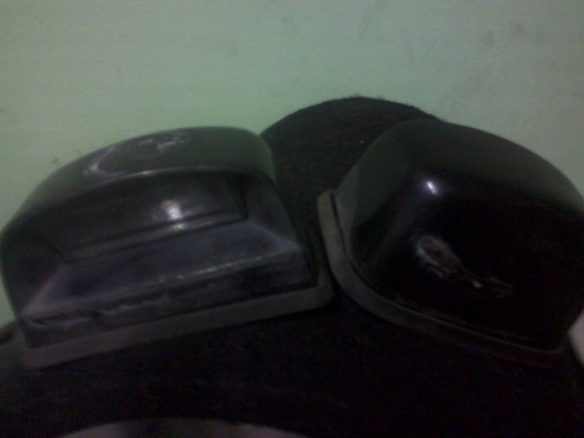 ไฟส่งป้ายทะเบียนท้ายรถครับ