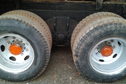 ขาย 10ล้อดั๊ม หัวยาว 1เพลา ISUZU TX เครื่อง6BB1 145 แห้งๆ แรงดี เกียร์เดิม สโลว์J ช่วงล่างใหญ่ เสื้อเพลาF18 กระบอกดั๊มใหญ่ ตอนนี้ถอดกระบะออกจะทำเทเลอร์  ยาง 900 ดี 10 เส้น คัสซีดี เล่มพร้อมโอน ขายตามสภาพ ราคาต่อรองได้ครับ