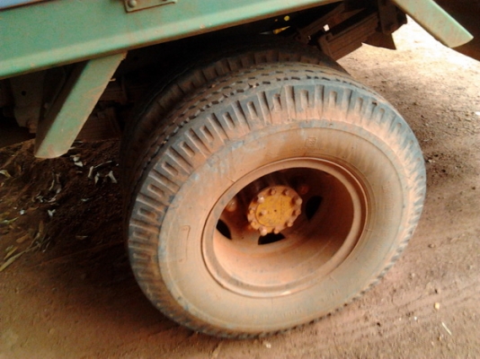 ขาย 6ล้อ "ขวัญใจรถแรง" ISUZU NPR66L วางเครื่องใหญ่ 6BG1 175แรง แห้งดีไม่เยิ้มไม่ซึม เกียร์Rockyใหญ่ ช่วงล่างใหญ่ Fหลัง คัสซีสวยเดิมไม่ผุไม่บวม เสริมเหล็กบน แข็งแรง หัวบางภายในสวยคอนโซลครบ แอร์ พ.พาวเวอร์ เบรคทริฟฟี่ กระบะพื้นไม้คอกไม้สูงสภาพสวยไ