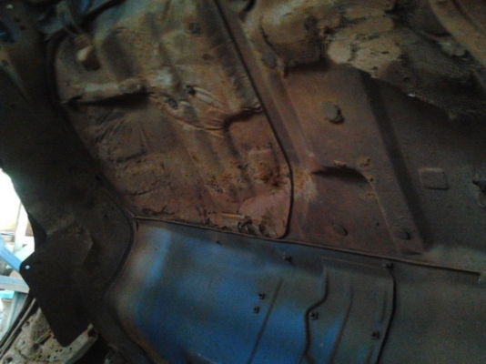 ขาย 6ล้อ "ขวัญใจรถแรง" ISUZU NPR66L วางเครื่องใหญ่ 6BG1 175แรง แห้งดีไม่เยิ้มไม่ซึม เกียร์Rockyใหญ่ ช่วงล่างใหญ่ Fหลัง คัสซีสวยเดิมไม่ผุไม่บวม เสริมเหล็กบน แข็งแรง หัวบางภายในสวยคอนโซลครบ แอร์ พ.พาวเวอร์ เบรคทริฟฟี่ กระบะพื้นไม้คอกไม้สูงสภาพสวยไ