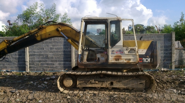 ขายแมคโค KOMATSU PC100-5