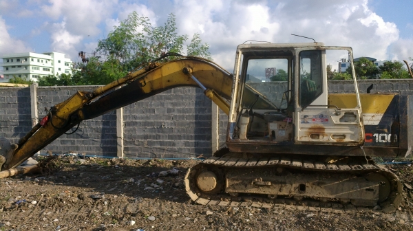 ขายแมคโค KOMATSU PC100-5