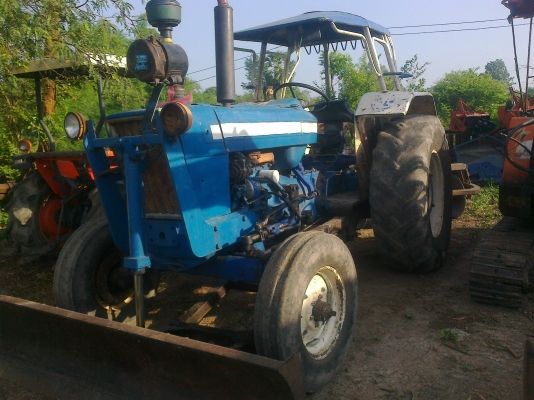 ขายรถไถ FORD6600 T5 เดิมๆสวยๆ อุปกรณ์ครบๆ