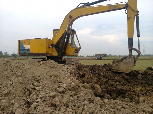 ขายรถแมกโค 120 รุ่น2 โคมัสสุ แทรกใหญ่ 70