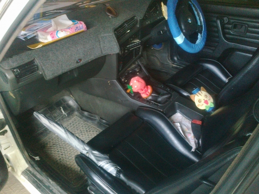 ขาย BMW 318i  ปี92 ราคาถูกๆ