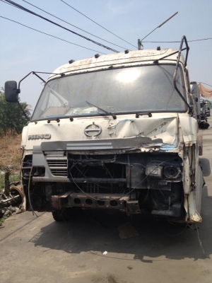 ขายหัวรถ ตามสภาพ 2 หัว 15000 มาขนไปเลย