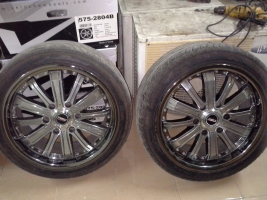 ขายล้อ 18 8" 6 รู ยางใช้ได้