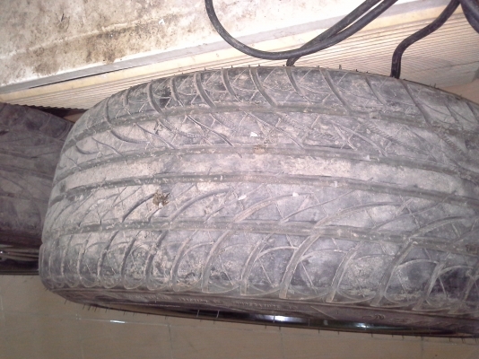 ขายล้อ 18 8" 6 รู ยางใช้ได้