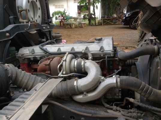 รถฮีโน่ 6 ล้อ หัวลาก 220 แรงม้า ปี 55 สนใจติดต่อ 081 - 6079515 รถฮีโน่ 6 ล้อ หัวลาก 220 แรงม้า ปี 55 สนใจติดต่อ 081 - 6079515