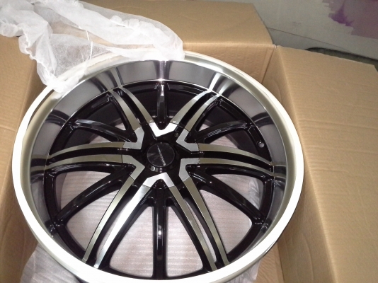 ขายล้อ 20" 5รู114กับ120 ล้อใหม่แกะกล่องเลยครับ