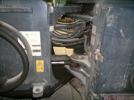 รถตักล้อยาง WA380-5 KOMATSU รถสวยครับ ใช้งานได้เลย หลุดจากปล่อยเช่ามา ขายถูกครับ เชิญมาทดสอบได้แล้ว ติดต่อ มานะ 085-9049669