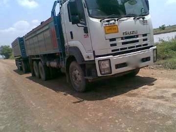 รถอิซูซุ 10 ล้อดั๊ม 360 แรงม้า ปี 52 ( ขายเฉพาะแม่ ) สนใจติดต่อ 081 - 6079515