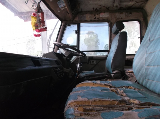 ขายด่วนรถสิบล้อสองเพลาดรั้มหลงTDS/L0064เตรือง195แรงม้า