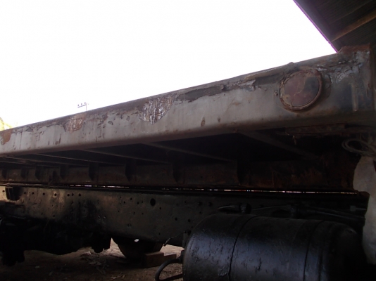 ขายพื้นเรียบใส่ 10 ล้อ อยู่ จ.สุรินทร์